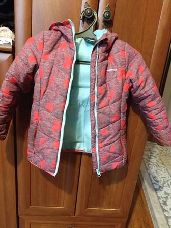 Отдам даром куртку для девочки