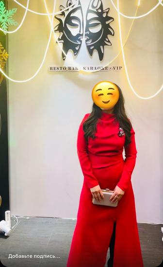 Вечернее женское платье