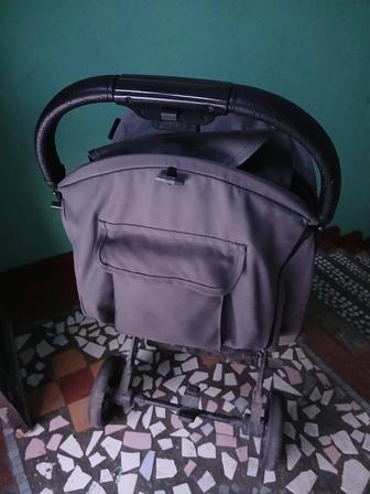 Продам детскую коляску