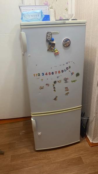 Продам холодильник