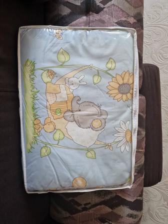 Продам бортики для кроватки