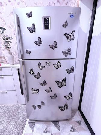 Продаю холодильник