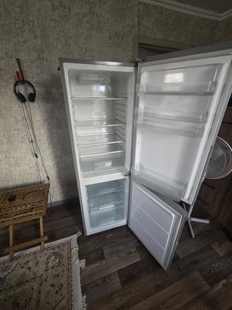 Холодильник на запчасти