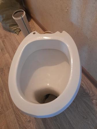 Унитаз белый