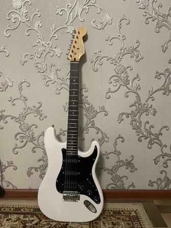 электрогитара squier stratocaster