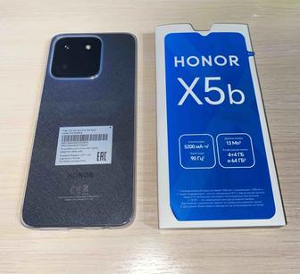 Смартфон HONOR X5b.