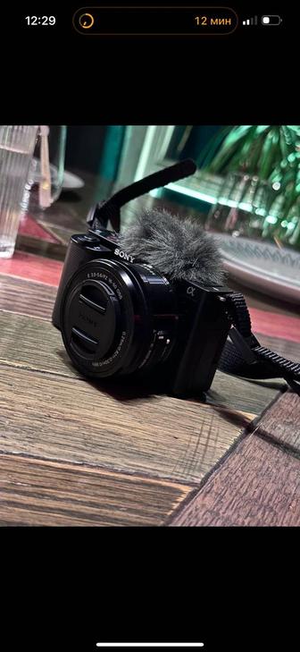 Продам профессиональную фото видео камеру