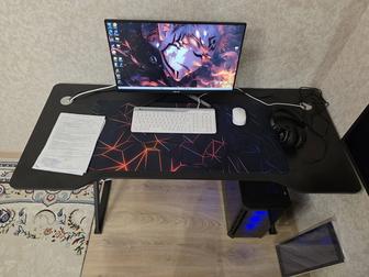 Монитор Asus Клавиатура Наушники Кабель Мышь стол