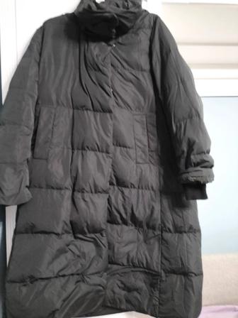 Продам зимнее пальто-пуховик 54-58 размера