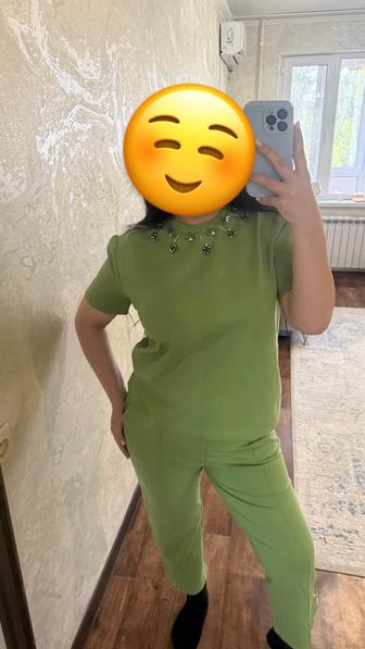 Продам костюм-двойку
