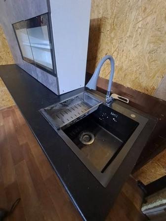 Кухонный гарнитур продам