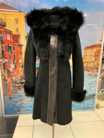 Женские новые дубленки