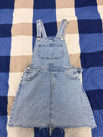 Джинсовый комбинезон