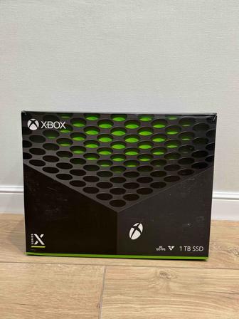 XBOX series X 1TB С ИГРАМИ