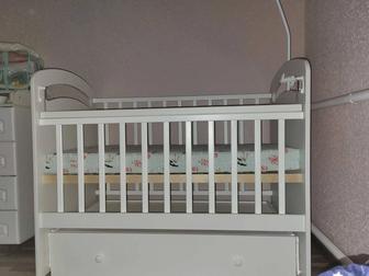 Детская кроватка