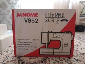 Продам швейную машинку Janome
