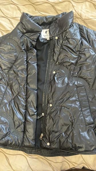 Продаю куртку женская на весну осень