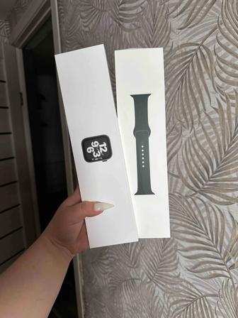 Продам Apple Watch  40mm