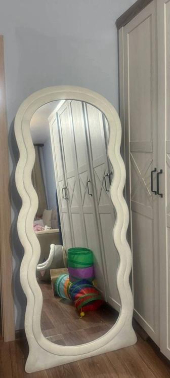 Новое напольное зеркало