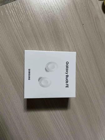 Новые наушники samsung buds fe