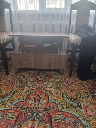 Продам тумбочку под телевизор