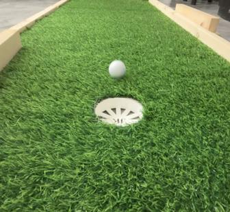 Мини-гольф