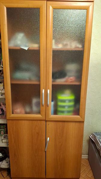 Шкаф