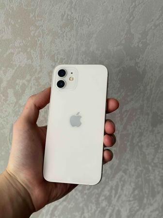 Iphone 12 в идеальном состоянии