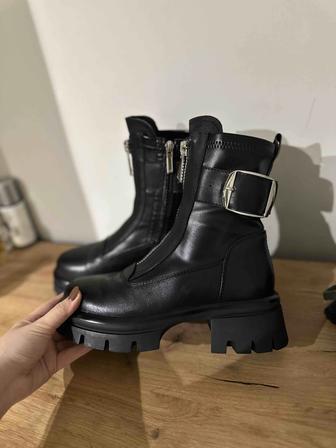 Новые зимние ботинки