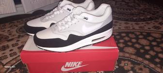 Продаю легендарные кроссы Nike Air Max 1