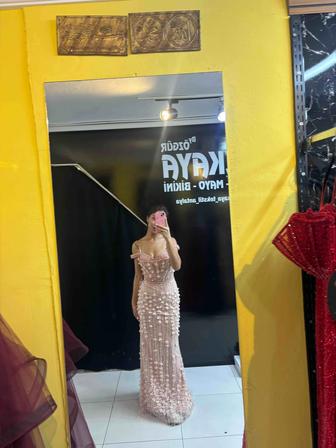 Вечернее платье