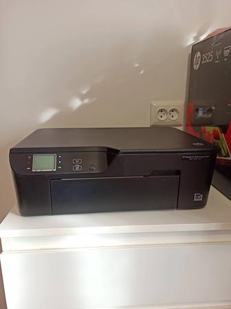 Продам принтер - сканер hp 3525 цветной б/у.