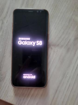 Продам мобильный телефон, цена может быть договорная,звонить и писать на Wa