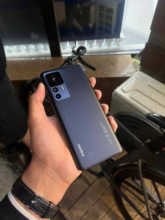 Обменяю Xiaomi 12t 256gb