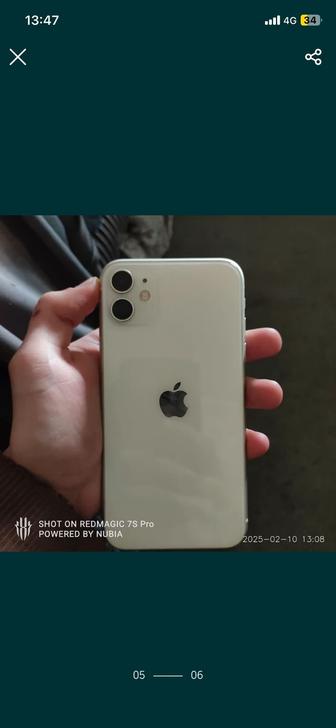 Продам IPhone 11 White