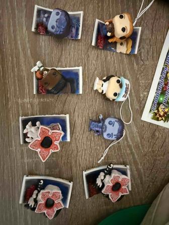 Kinder joy stranger things осд фигурки