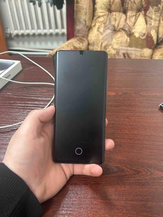 Продам телефон