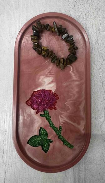 Гипсовые изделия- поднос