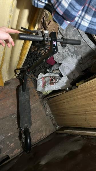 Продам электросамокат