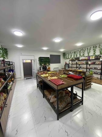 Продам мебель для магазина витрины