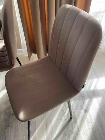 Продам стол со стульями