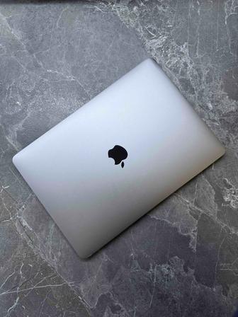 Macbook Pro 2017 13дюйма 128гб