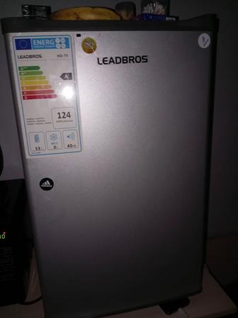 Продам холодильник. В рабочем состоянии.