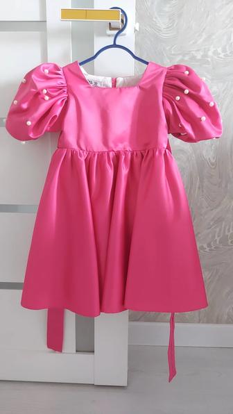 Продам платье для девочки