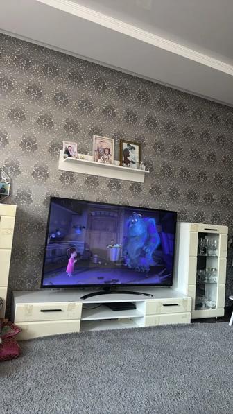 Стенка в гостиную