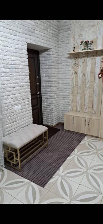 Обувница в прихожую пуфик. Этажерка для обуви. В бутик обувница. Вешалка. К