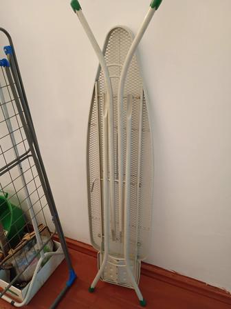 Гладильный стол продам