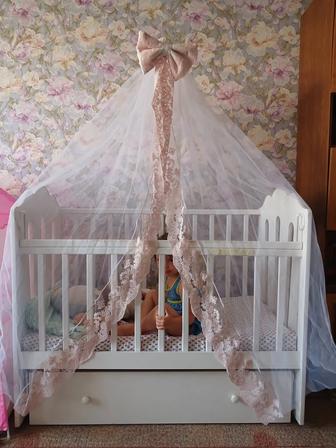 Манеж-маятник в Алматы