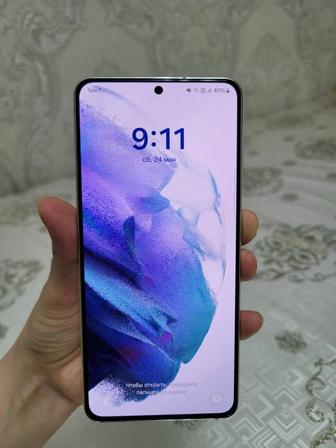 Телефон Samsung S21