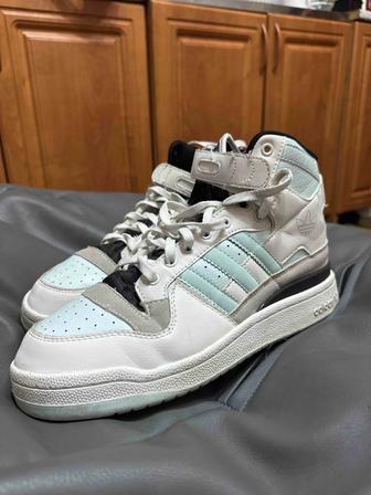 Кроссовки 43 adidas original